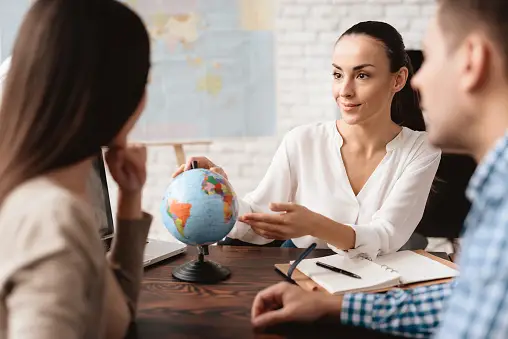 Exploring the Role of Tourist Guides in Destination Management Services